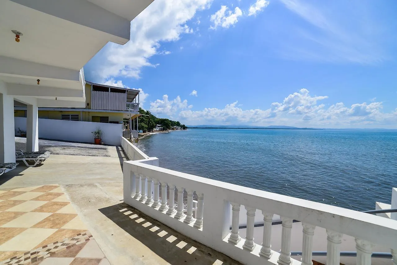 Lemon Tree Ocean Front Hotel Rincon
